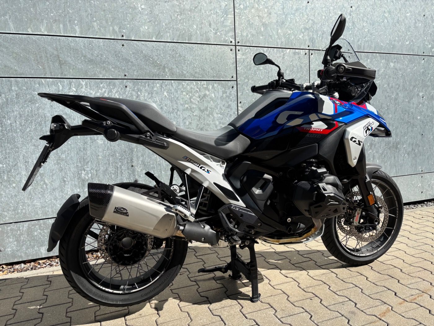 Fahrzeugabbildung BMW R 1300 GS Trophy 4 Pakete Fahrzeughöhenregelung