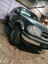 Ford Explorer U2 - Ford Explorer: For