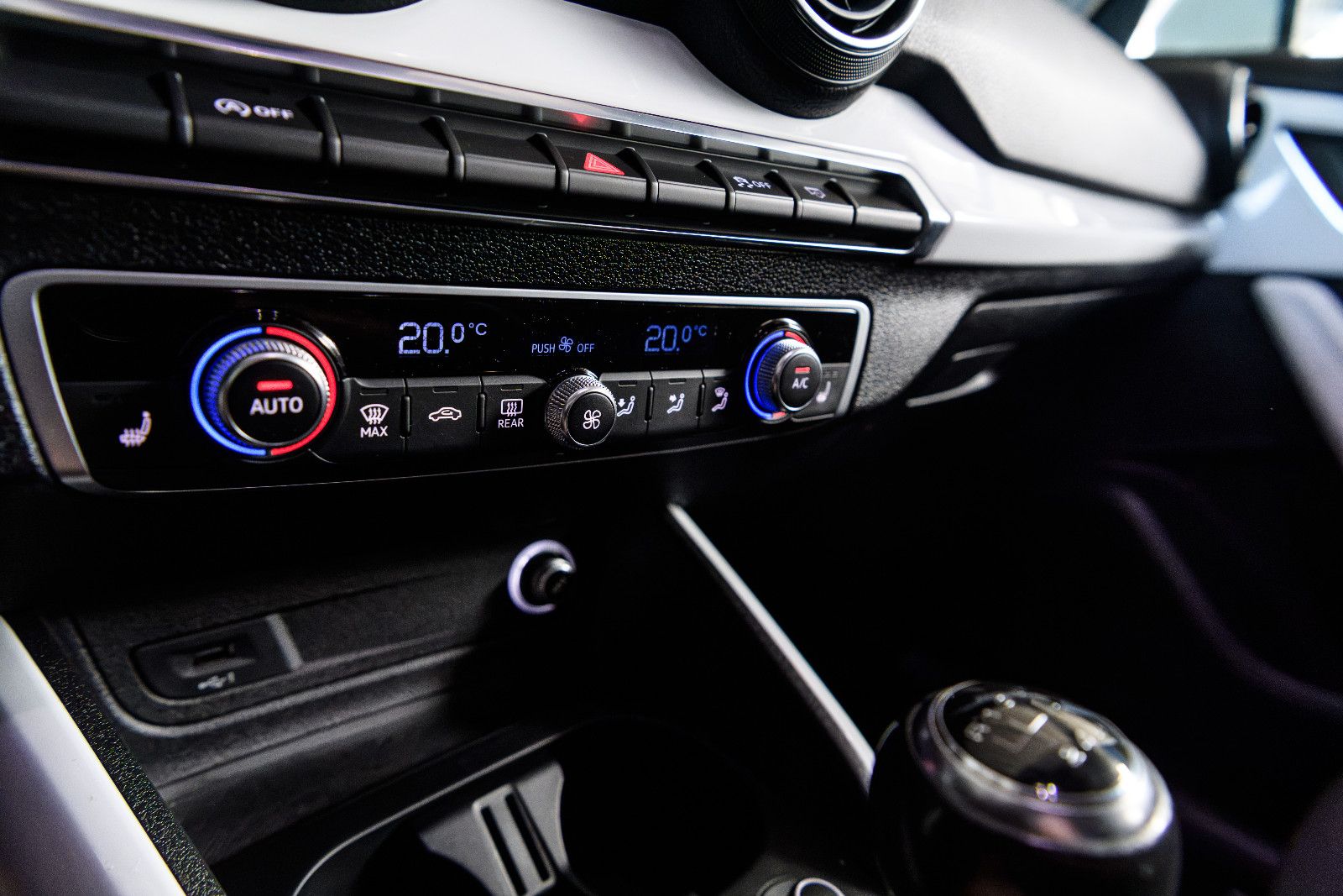 Fahrzeugabbildung Audi Q2 sport 1.6 TDI +LED +Bluetooth