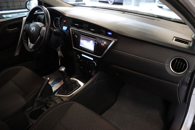 Fahrzeugabbildung Toyota Auris Touring Sports Edition 1.33 Dual-VVT-i