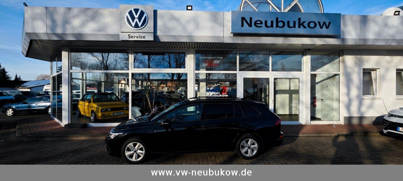 Volkswagen Golf VIII Variant Life/LED/NAVI/AHK SCHWENKBAR