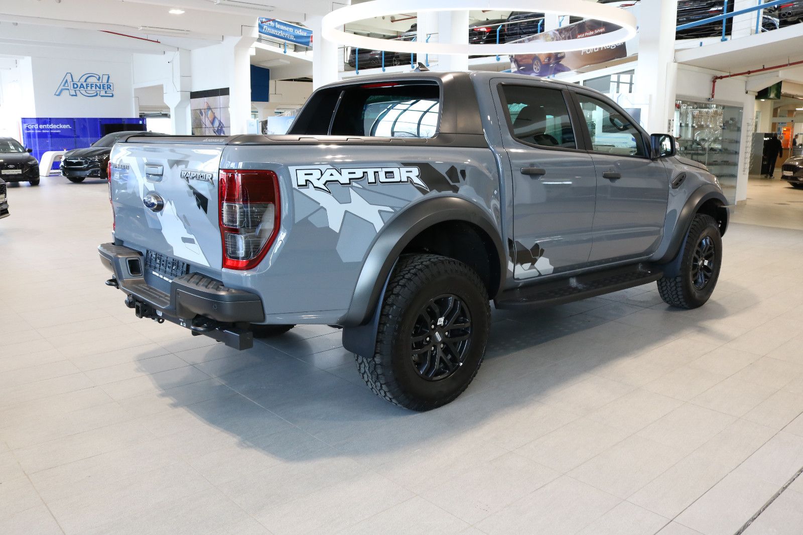 Fahrzeugabbildung Ford Ranger Doppelkabine 4x4 Raptor / Standheizung
