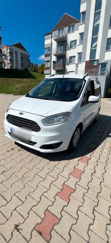 Ford tourneo Courier 1.6 tdci 95PS 2015