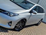 Toyota Auris Touring Sports  2.0 D-4D Edition*Navi*Sitz - Toyota: Sport