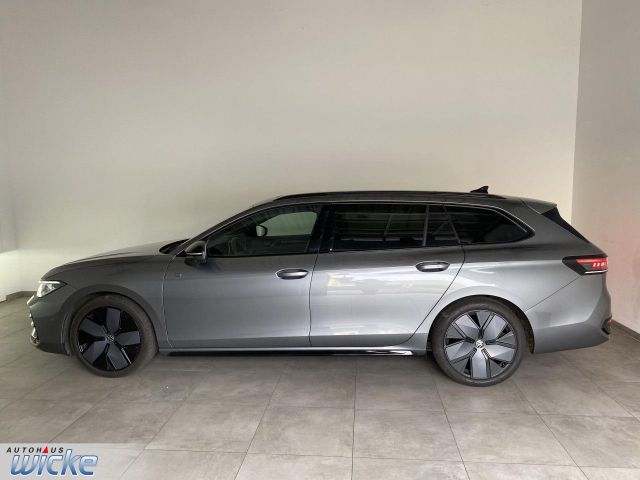 Passat Variant 2.0 TDI DSG R-line NAVI KLIMA PAN