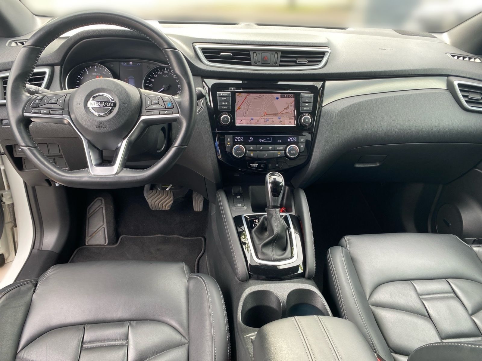 Fahrzeugabbildung Nissan Qashqai 1.3 DIG-T Automatik Tekna+ *AHK*Bose*GJR