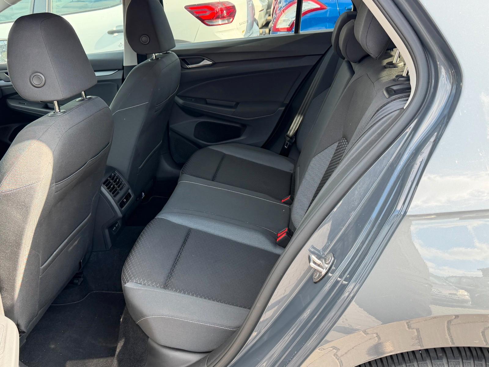 Volkswagen Golf VIII Lim. Active/ACC/LED/Eu6/SHZ/PDC/2.Ha/, миниатюра 11