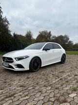 Mercedes-Benz A 250 DCT - AMG LINE Vollausstattung