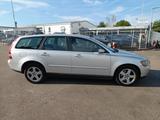Volvo V50 Kombi 2.4i Kinetic - Volvo V50: 2.4
