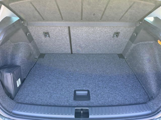 Arona Road Edition 1.0 TSI DSG Navi SHZ AHK ACC