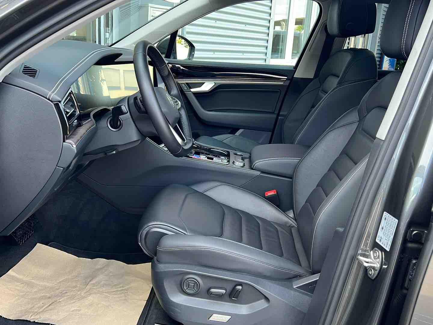 Volkswagen Touareg 3.0TDI 4M Elegance*IQ Drive*IQ-Light*UVM, миниатюра 9