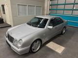 Mercedes-Benz Mercedes Benz W210 E55AMG - Mercedes-Benz W210