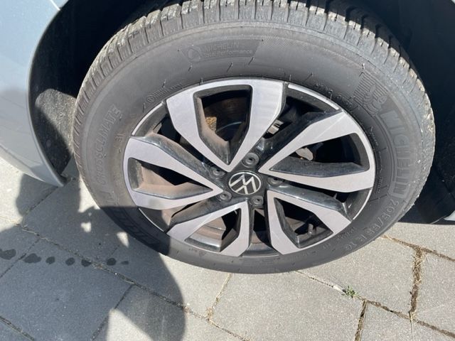 Golf VIII 2.0 TDI ACTIVE NAVI ''Harman Kardon''
