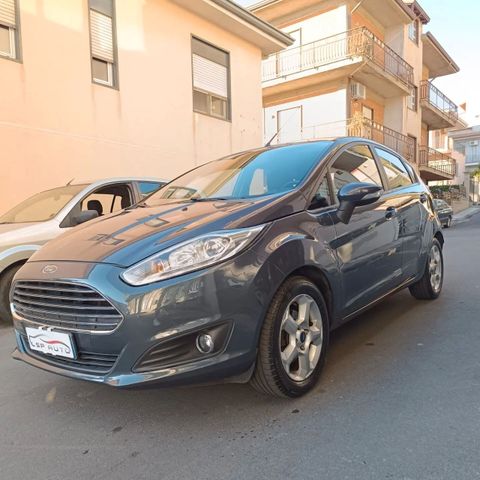 Ford Fiesta 1.5 TDCi 75CV ok NEOPATENTATI