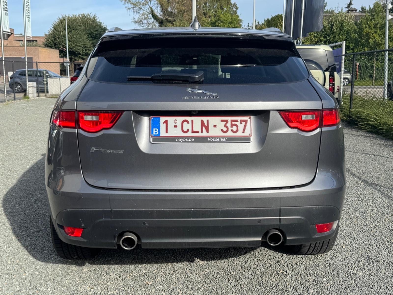 JAGUAR F-PACE PORTFOLIO AWD | 300 ch | BVA | HAYON ÉLECTRIQUE | RÉGLAGE ÉLECTRIQUE DES SIÈGES AVEC FONCTION MÉMOIRE | TOIT OUVRANT