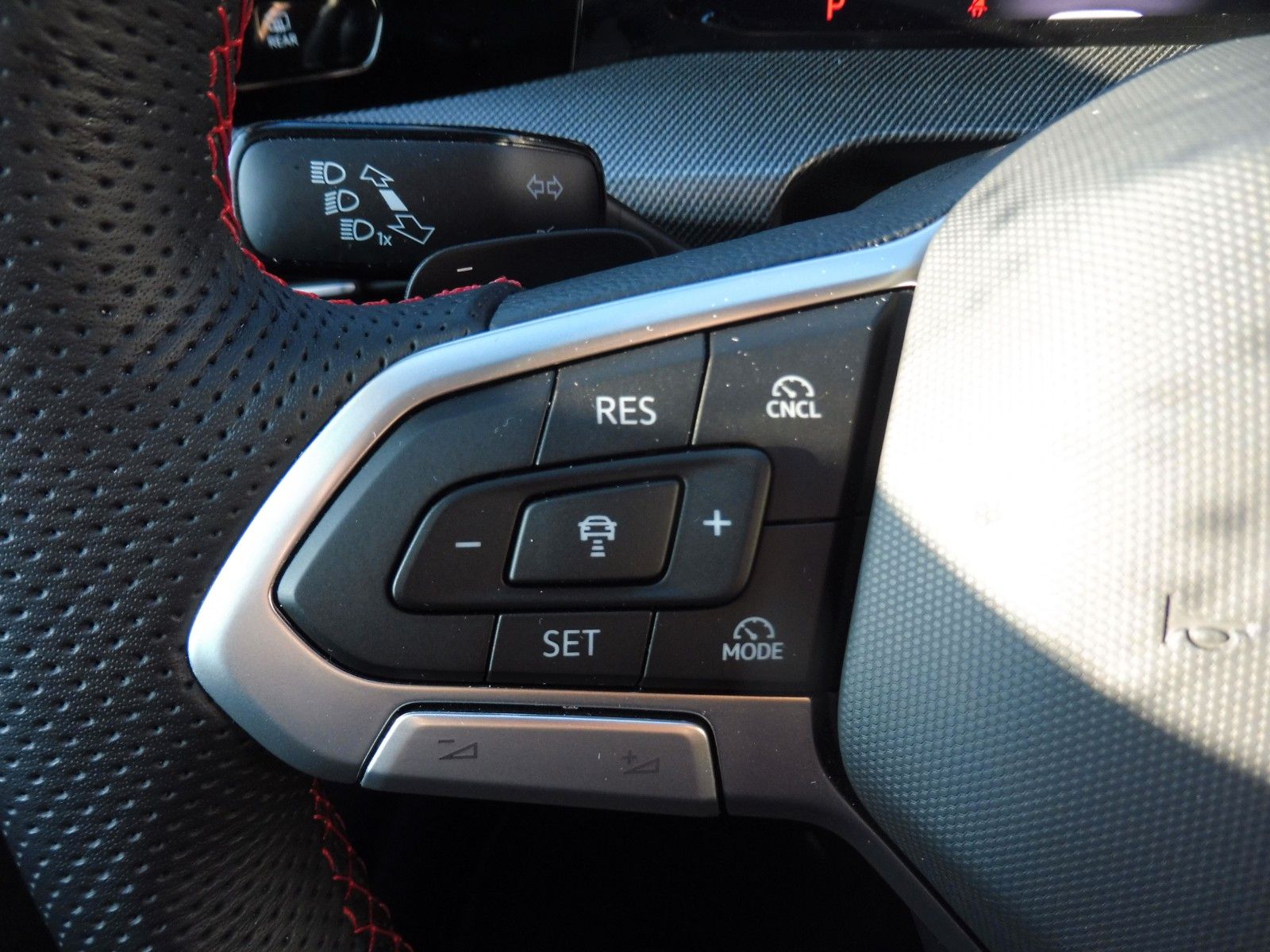 Volkswagen Golf GTI Clubsport /HeadUP/19"/Akrapovic/ Nr. 01 foto 9