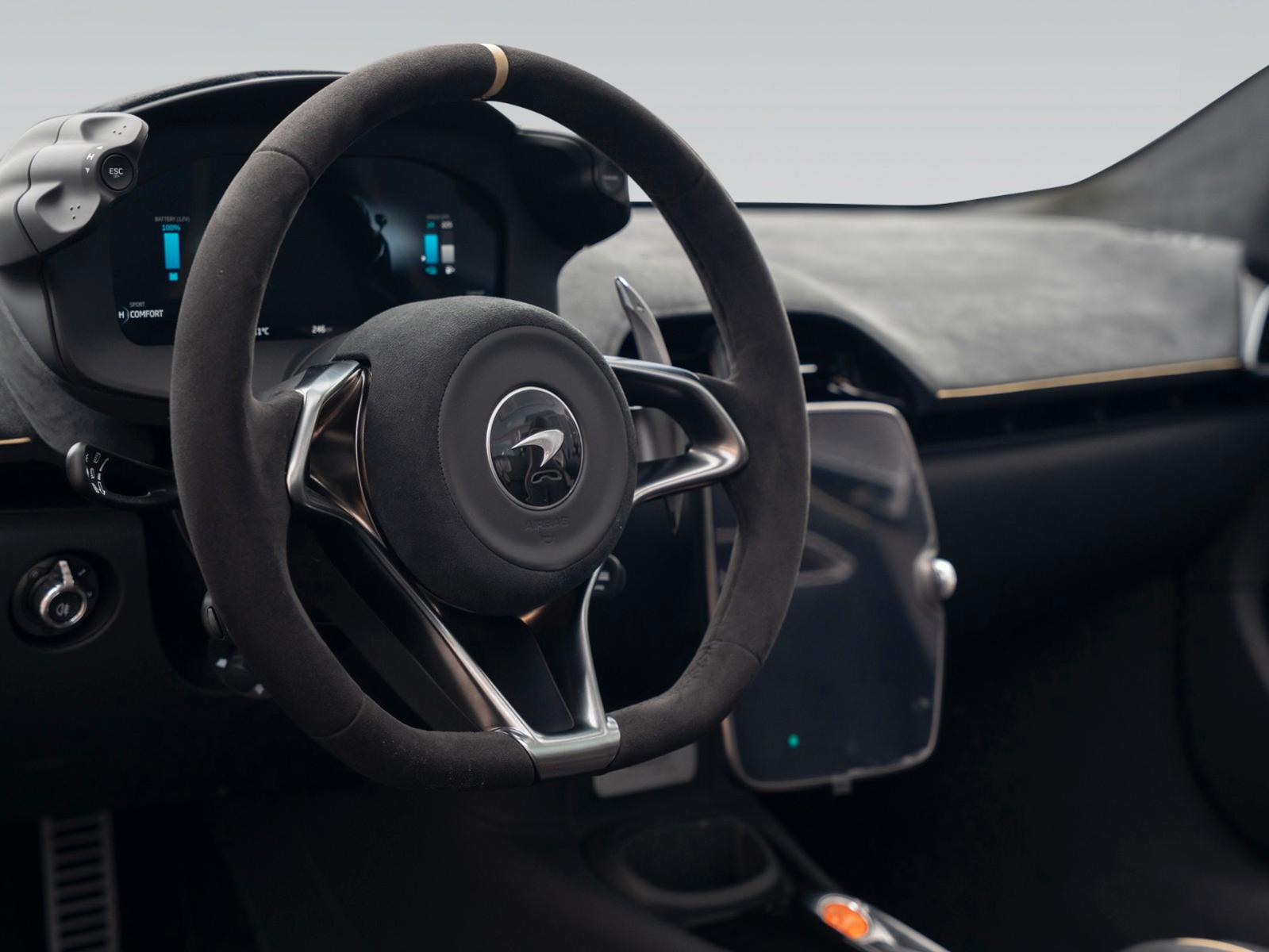McLaren Artura Spider | MSO Velocity Colour Transform