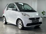 Smart fortwo coupe Micro Hybrid Drive 52kW/SHZ/KLIMA/ - Smart ForTwo in Bonn