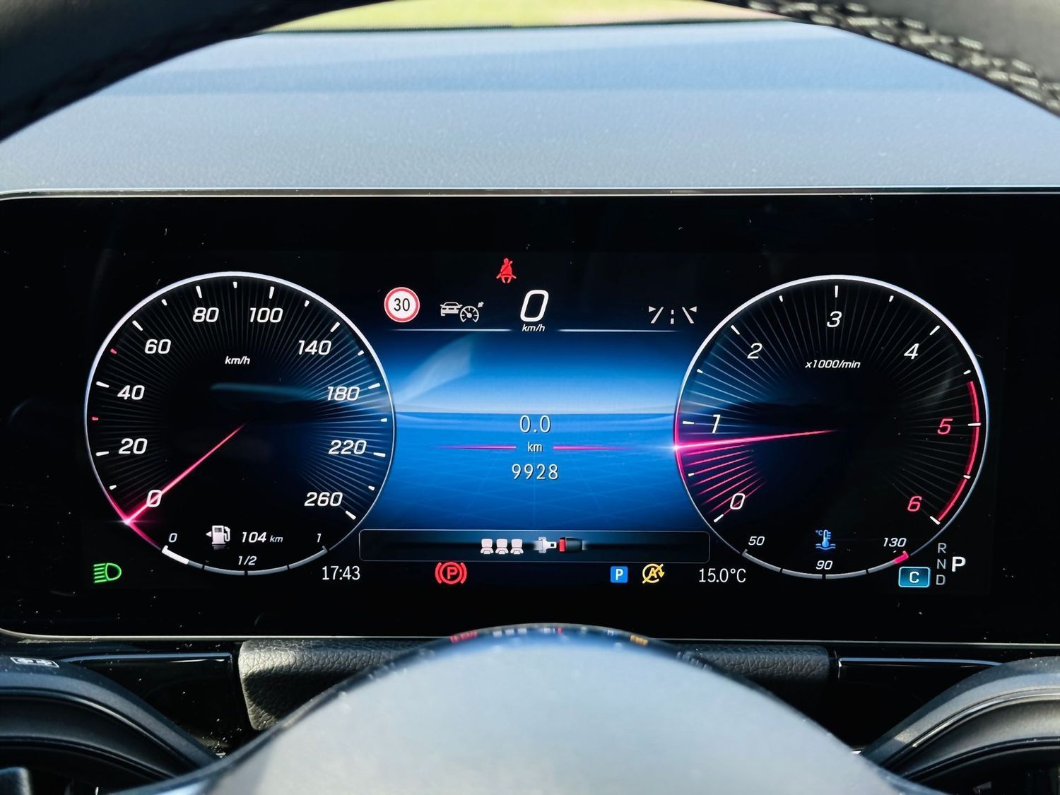 Fahrzeugabbildung Mercedes-Benz GLA 220 d 4M PROG. ADVANCED, Distronic, 360°, To