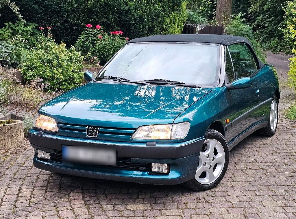 Image of Peugeot 306