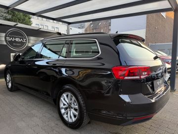 Volkswagen Passat Variant - 4