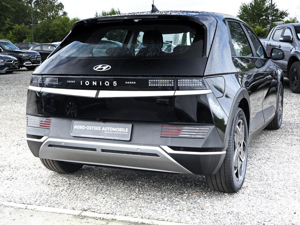 Fahrzeugabbildung Hyundai IONIQ 5 BASIS ELEKTRO TEMPO KAMERA PDC SITZHZG