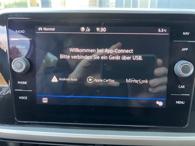 T-Roc 1,5 TSI Move KLIMA LED NAVI ALU