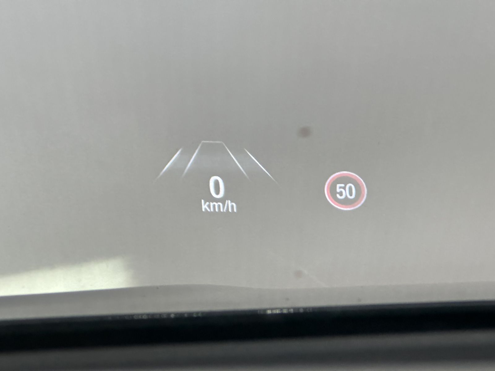 Fahrzeugabbildung Ford Focus 2.0 EB ST-Line NAV+LED+AHK+HUD+B&O+KAM+ACC