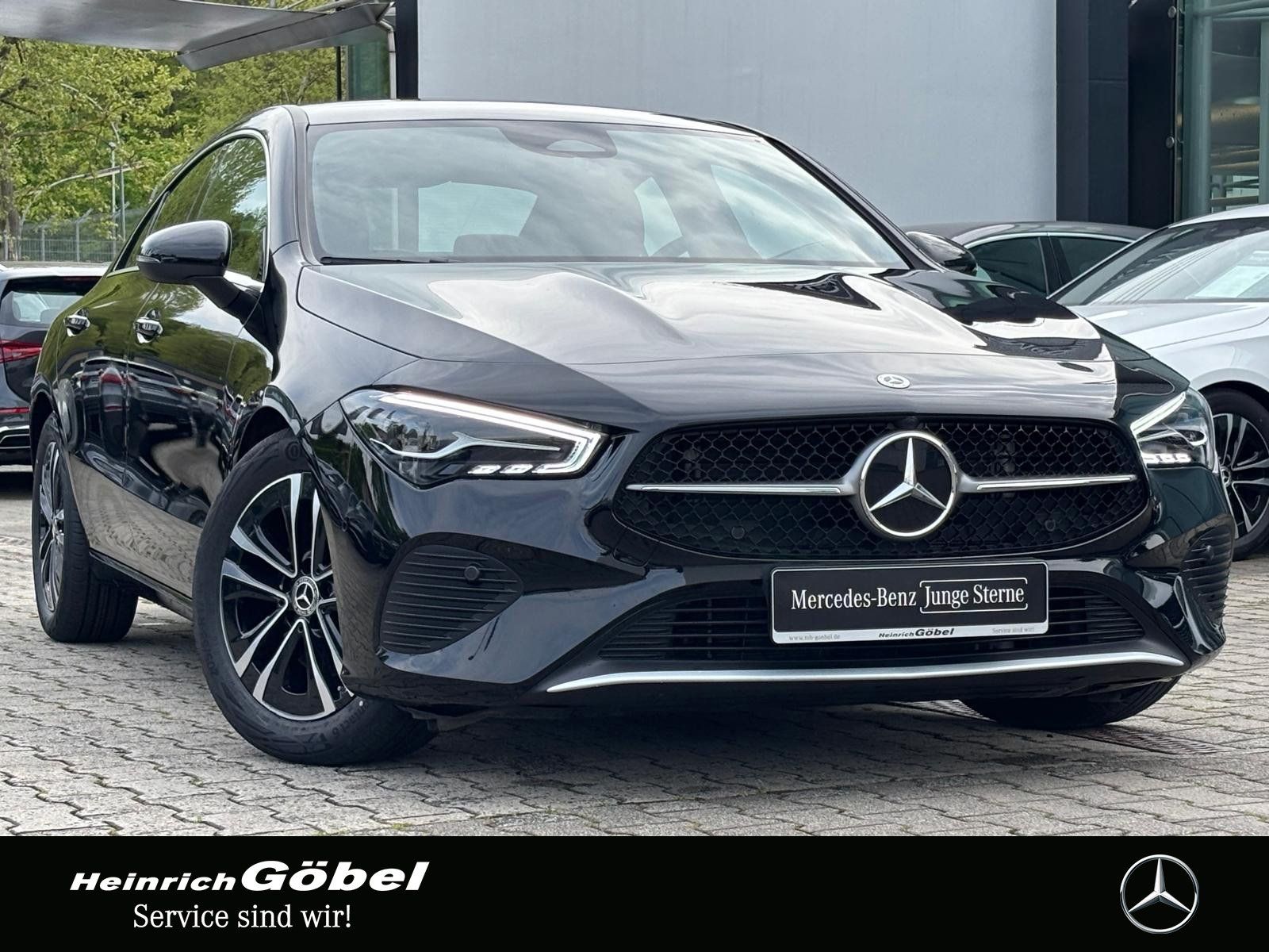 Fahrzeugabbildung Mercedes-Benz CLA 180 ENTRY-ADV. LED KAM NAVI SHA SITZHEIZUNG