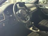 Audi Q3 sport 1.4 TFSI S line AHK-klappbar  Panodach  - silberne Audi Q3