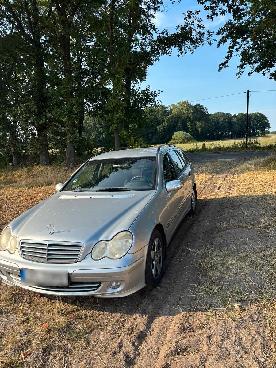 Mercedes-Benz C180, 2004