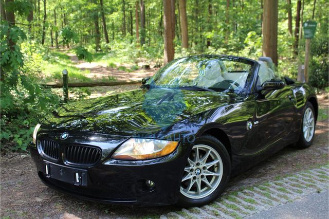 BMW Z4 Roadster 2.2i 6 cilinder, KUIPSTOELEN, klima