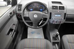 Fahrzeugabbildung Volkswagen Polo IV Trendline 5 Türer,Klima