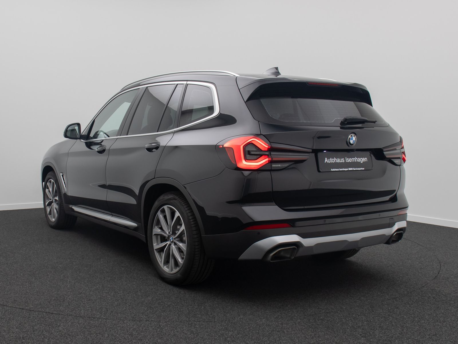 Fahrzeugabbildung BMW X3 xD30d 360°DriveAss DAB AHK Panorama Sportsitz