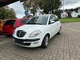 Lancia Ypsilon 1.4 16V DFN Oro Automatik Klima Tüv neu - Lancia Ypsilon aus 2005