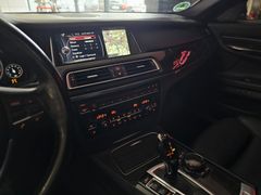 Fahrzeugabbildung BMW 740d xDrive (ACC/HUD/SOFT/CAM/LOGIC7/LED/SZ-LÜFT