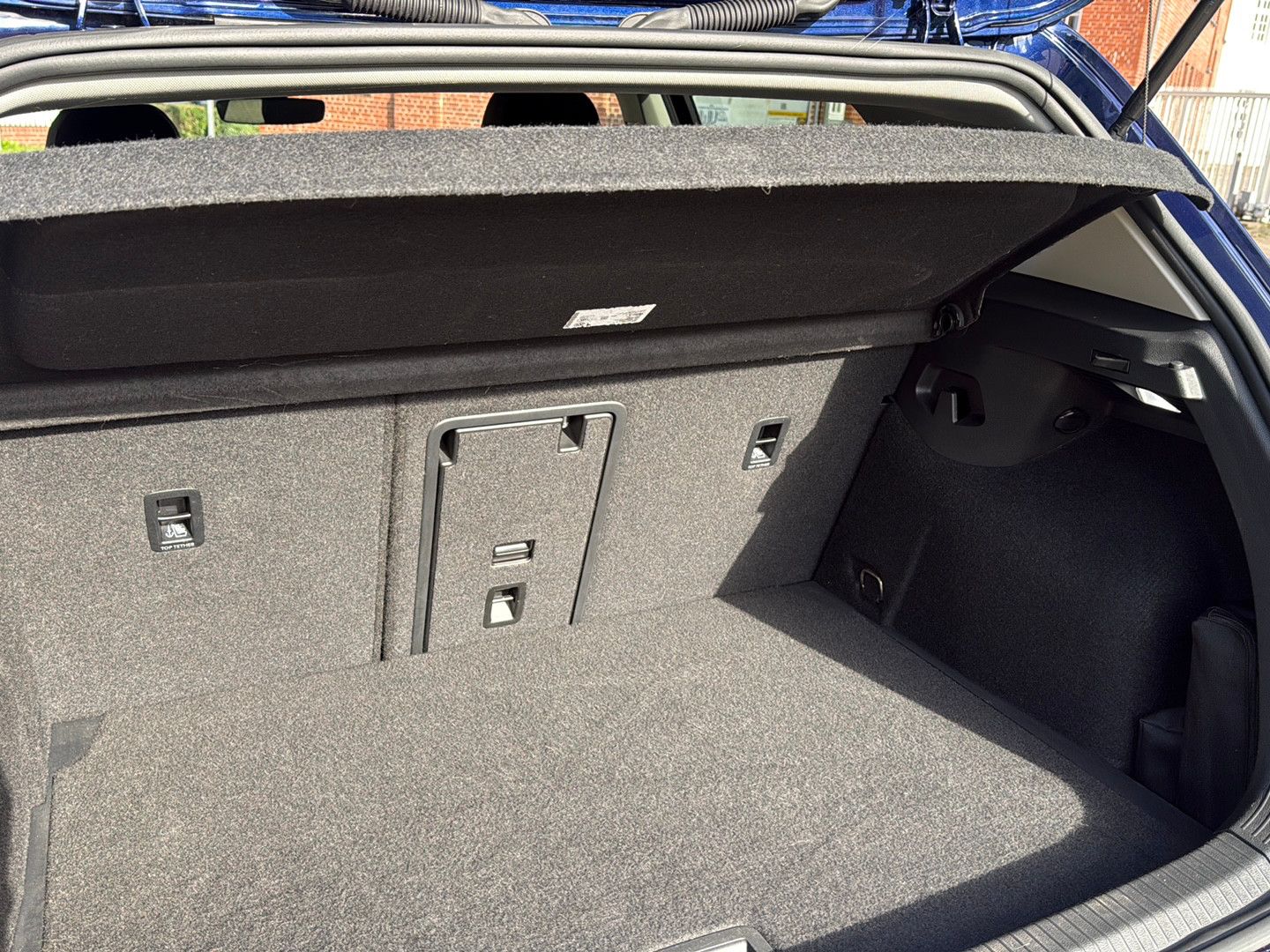 Fahrzeugabbildung Volkswagen Golf VIII Lim. United/ Unfallfrei
