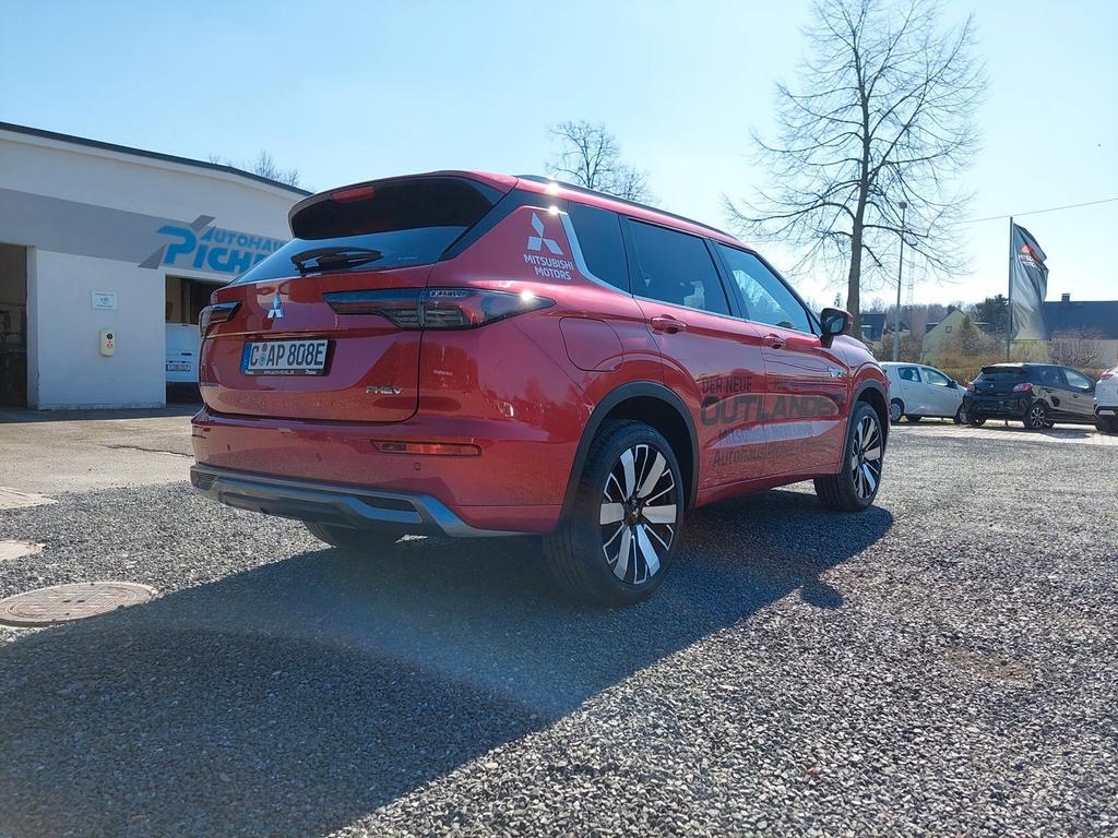Mitsubishi Plug-in Hybrid Outlander
