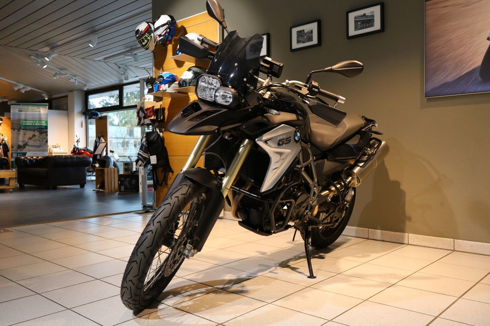 Fahrzeugabbildung BMW F800GS nur 2848km mit Seitenkoffer