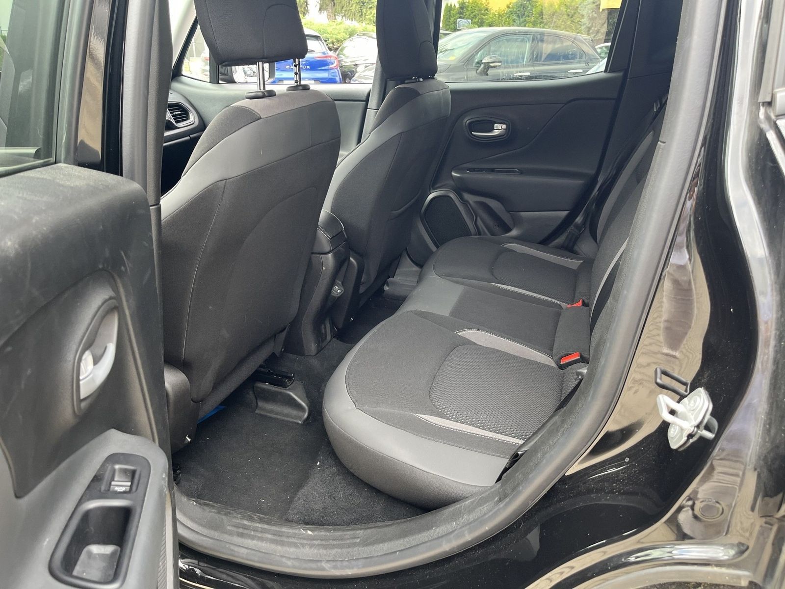 Jeep Renegade - Bild 16