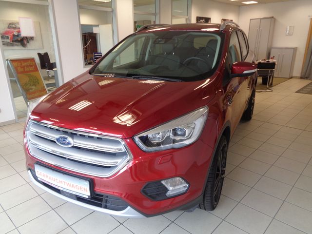 Ford Kuga Titanium/ Allrad/ AHK /Kamera