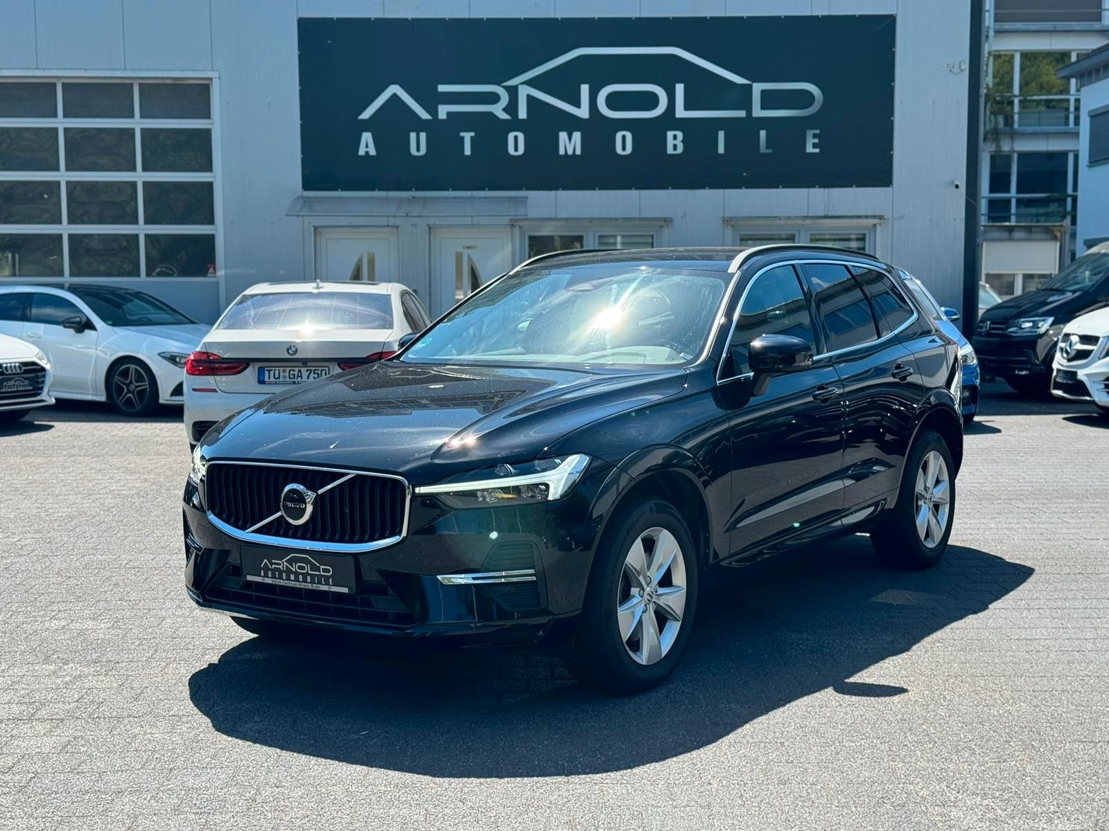 Volvo XC60 Momentum Pro *H&K*Kamera*Navi*Spur*Lenk+SHZ