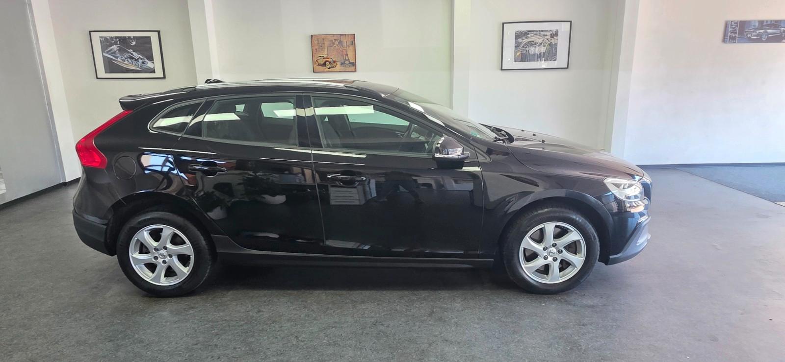 Volvo V40 Cross Country T4 AWD Automatik Momentum