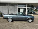 BMW 325i Cabrio aus Familien-Erstbesitz +Scheckheft - BMW aus 1988: Cabrio