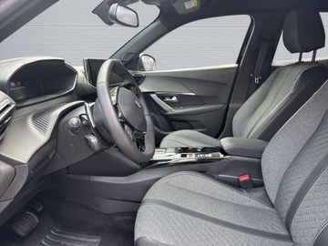 Peugeot 2008 - 11