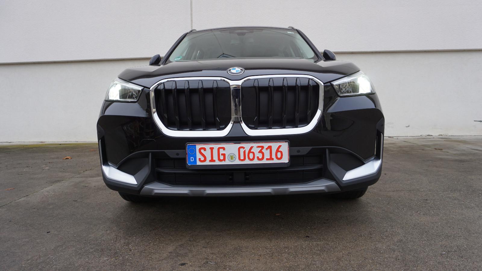 BMW X1 sDrive18d/LED/NAVI/LENKRADHEIZUNG/AHK