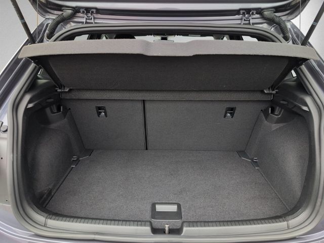 Polo 1.0 TSI DSG R-LINE LED+KAMERA+ACC+KLIMAAUTO