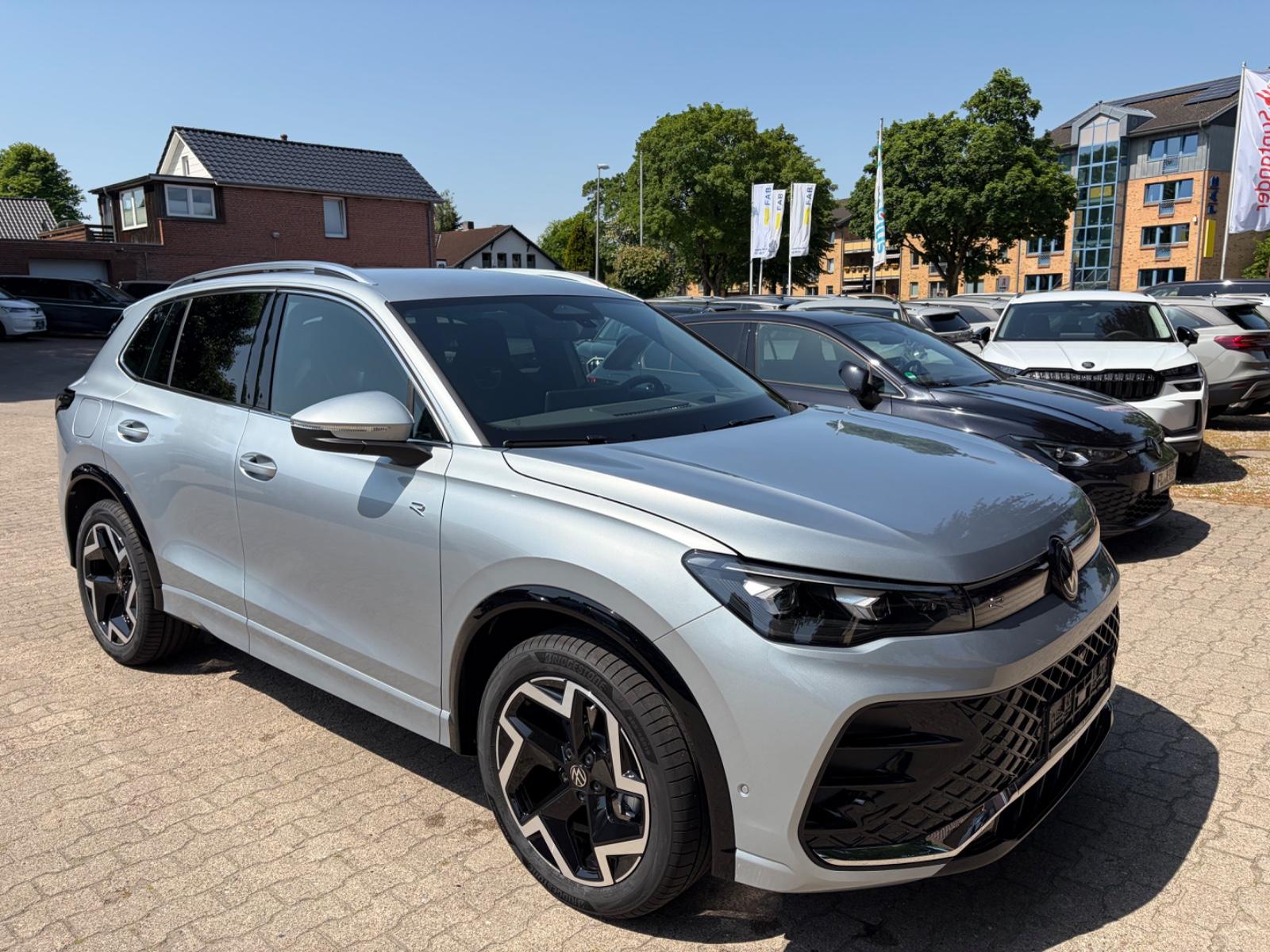 Volkswagen Tiguan 1.5eTSI R-Line IQ Light Head Up 360° AHK