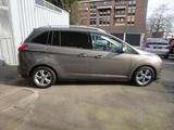 Ford Grand C-Max SYNC Edit. 1,6L/110KW Klima+SHZ+PDC