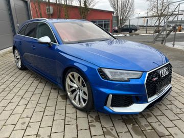 Audi RS4 - 7